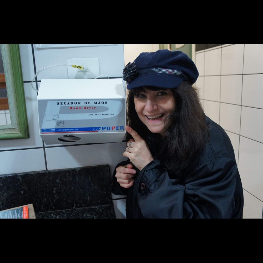Meet your Posher, Lori